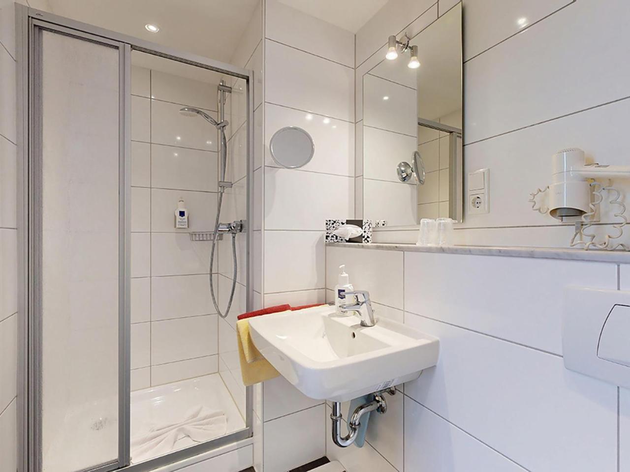 Hotel Graf Waldersee Borkum Εξωτερικό φωτογραφία