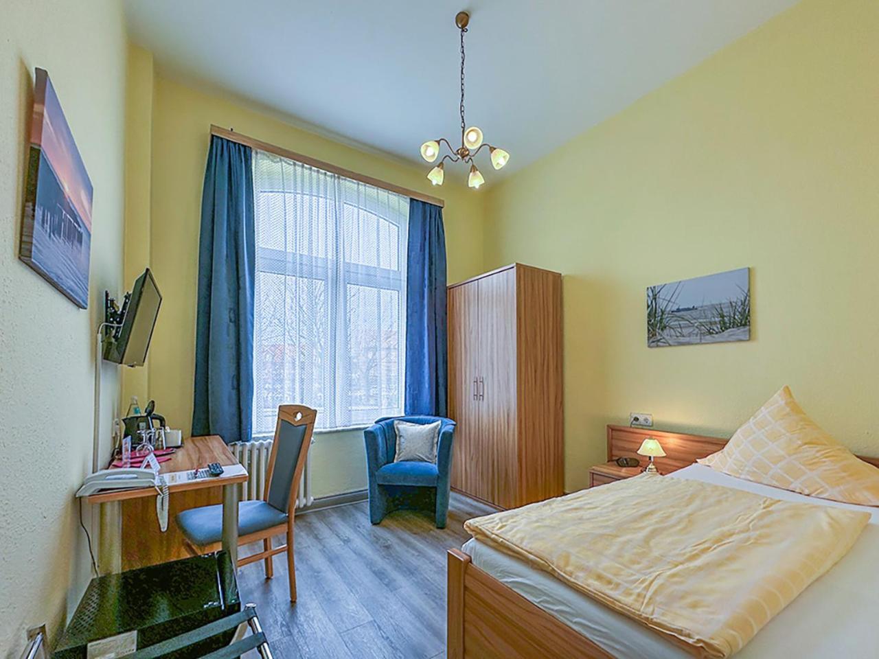 Hotel Graf Waldersee Borkum Εξωτερικό φωτογραφία